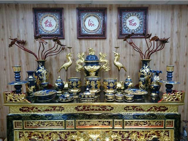 Giải mã giấc mơ thấy bàn thờ là điềm báo gì?
