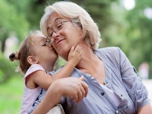 Mỗi giấc mơ liên quan tới người bà đều ẩn chứa con số đặc biệ