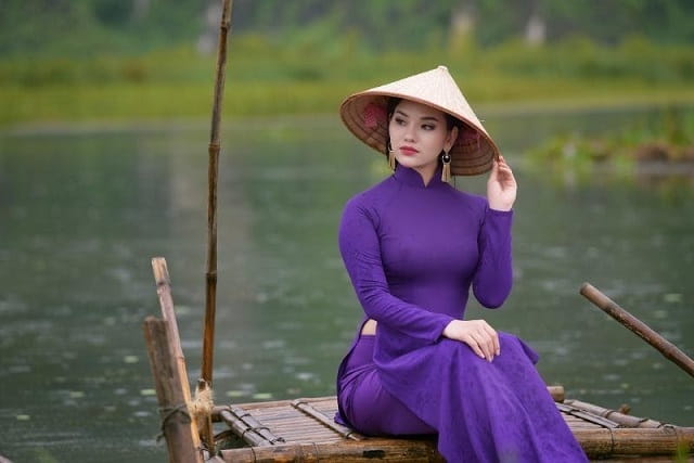 Mỗi chiêm bao nhìn thấy áo dài thường ẩn chứa những con số đặc biệt