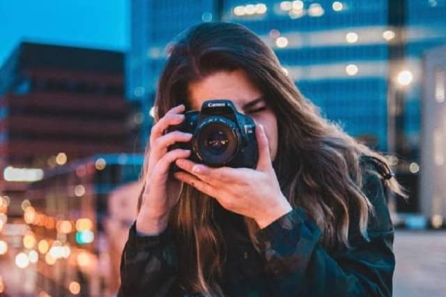Ý nghĩa về giấc mơ thấy chụp ảnh? Nên đánh đề số mấy dễ trúng?