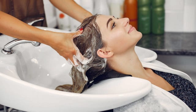Nằm mơ thấy gội đầu đánh con gì ăn chắc?