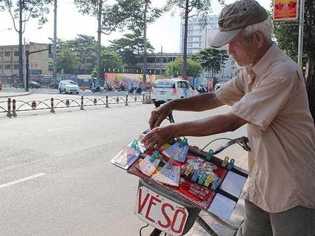Lý giải vì sao vé số truyền thống lên ngôi, Vietlott có tuột dốc?